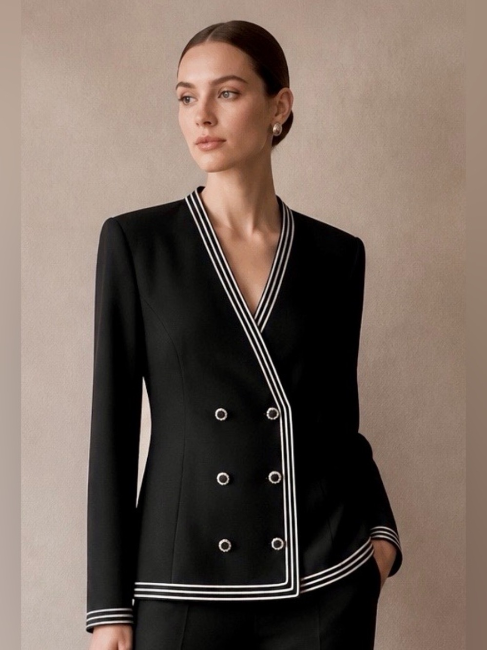 Vintage Karen Lawrence Black Double-Breasted Blazer with Contrast Trim 8